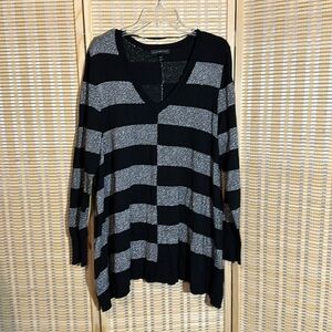 Lane Bryant Tunic Length Black Silver Sweater 18